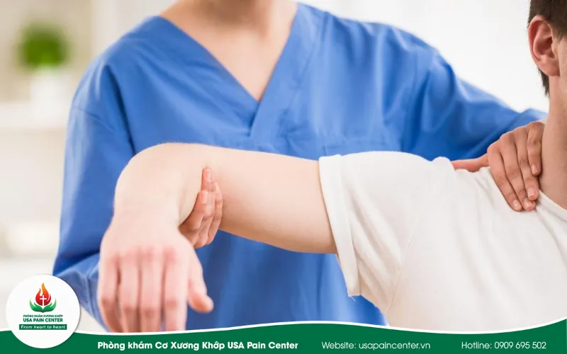 điêìu trị đau lưng bằng vận độngt rị liệu