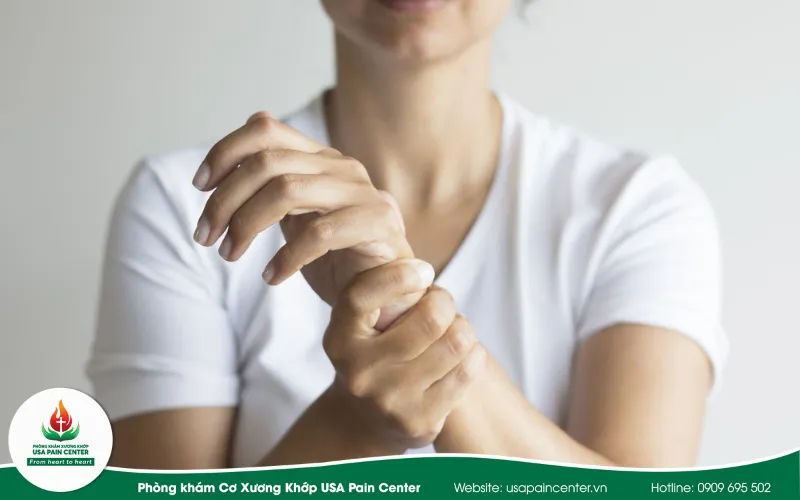 Suy nhược cơ thể, tê bì tay chân và các bệnh lý cơ xương khớp