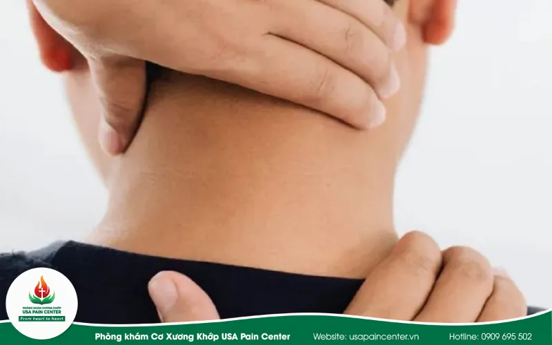 Phân tích các bệnh lý cột sống tiềm ẩn gây đau cổ khi ngủ dậy